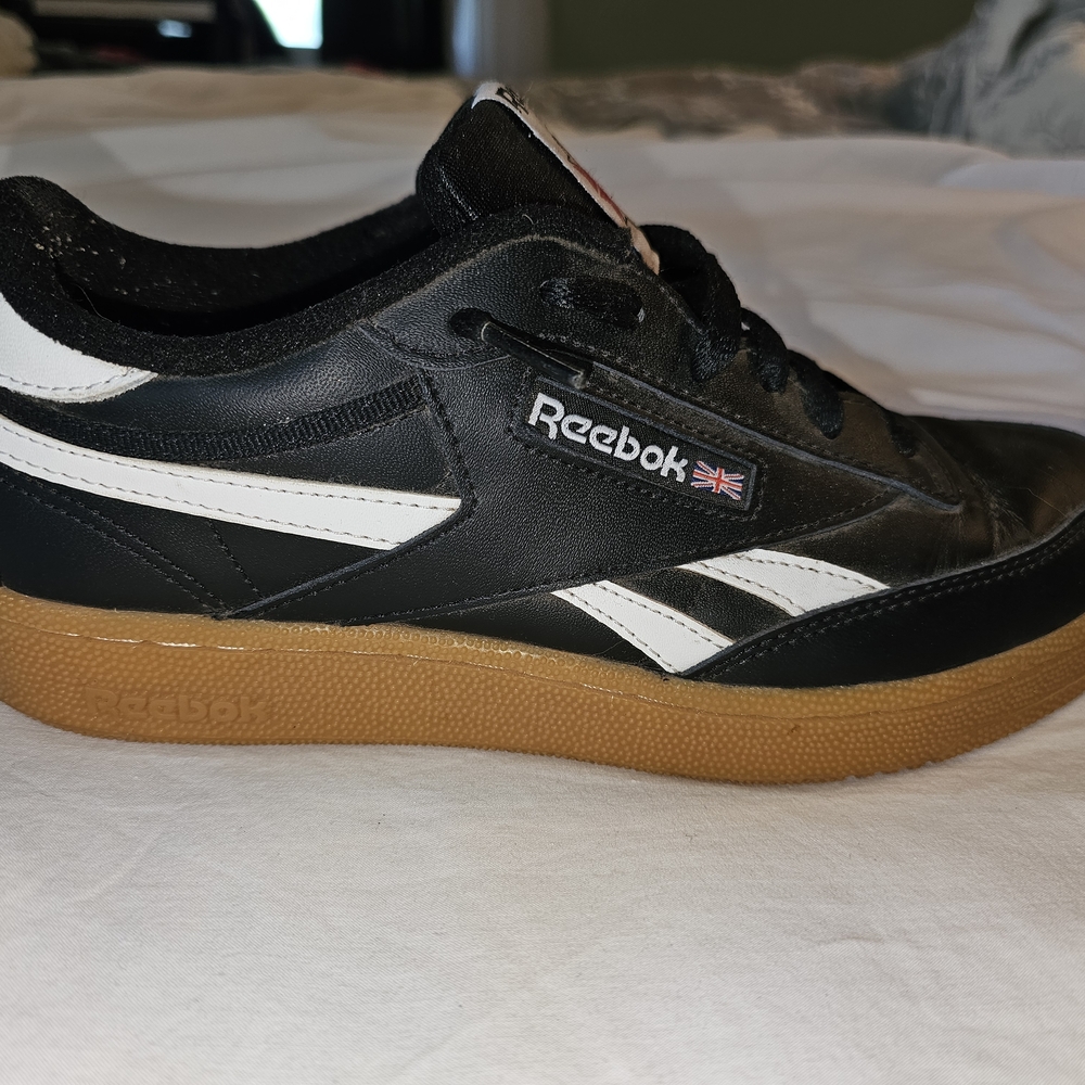 Reebok Men's Club C Revenge Vintage Sneaker - Black and White size 8 - Picture 3 of 11